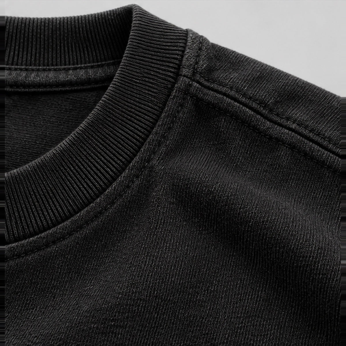 RUNNER OVERSIZED TEE — BLACK